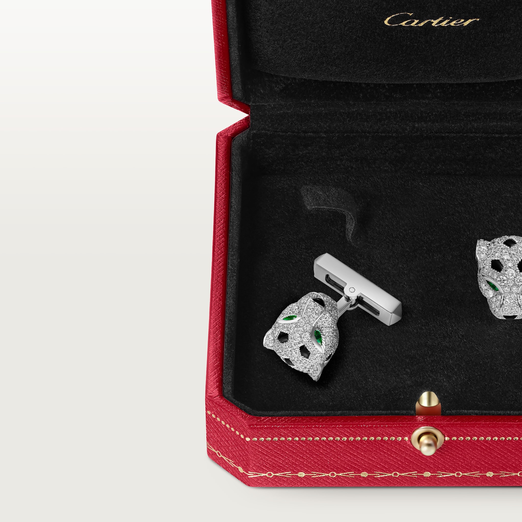 Panth&egrave;re de Cartier cufflinks, image 7