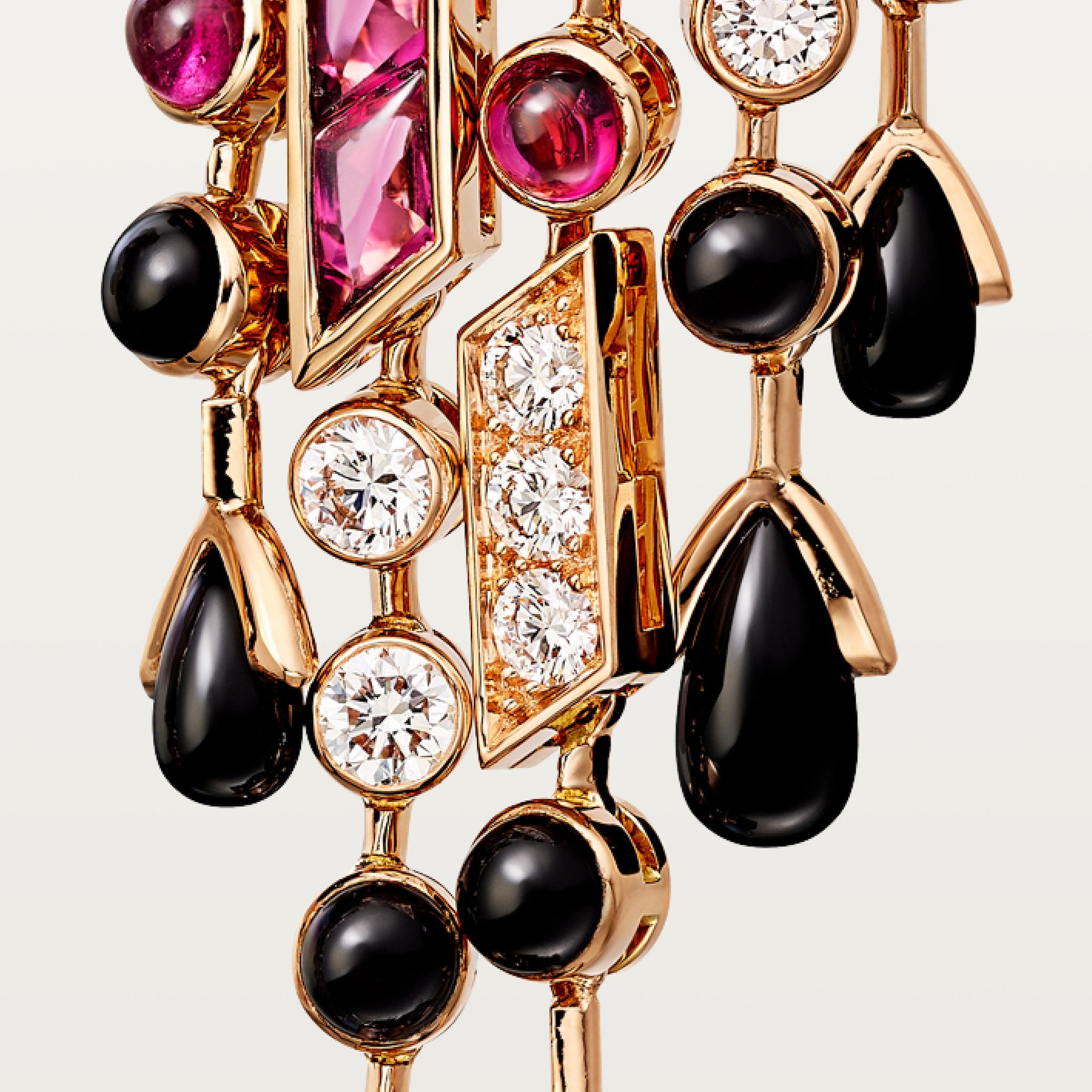 أقراط "پانتير دو كارتييه"، روبيليت، موديل الحجم الكبير، مرصوفة