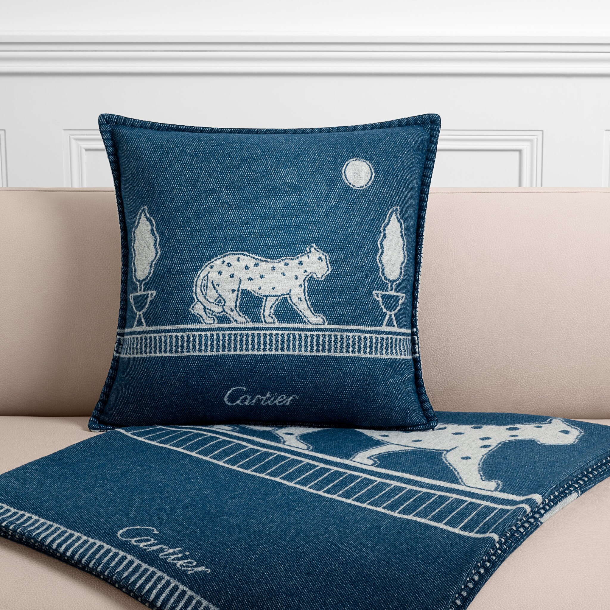 Panth&egrave;re de Cartier blanket