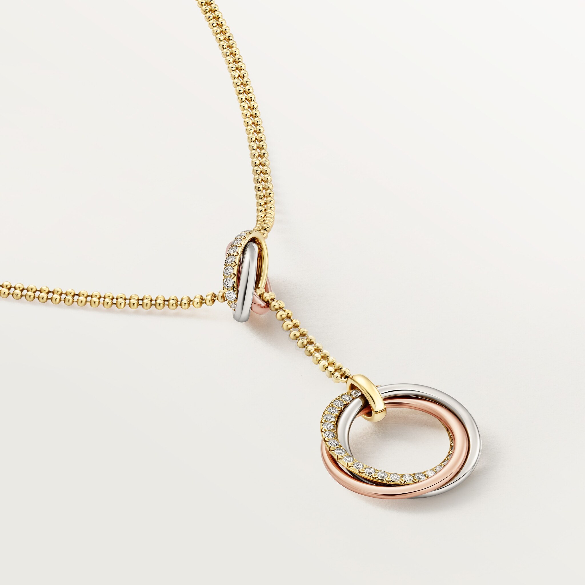 Trinity necklace, diamonds