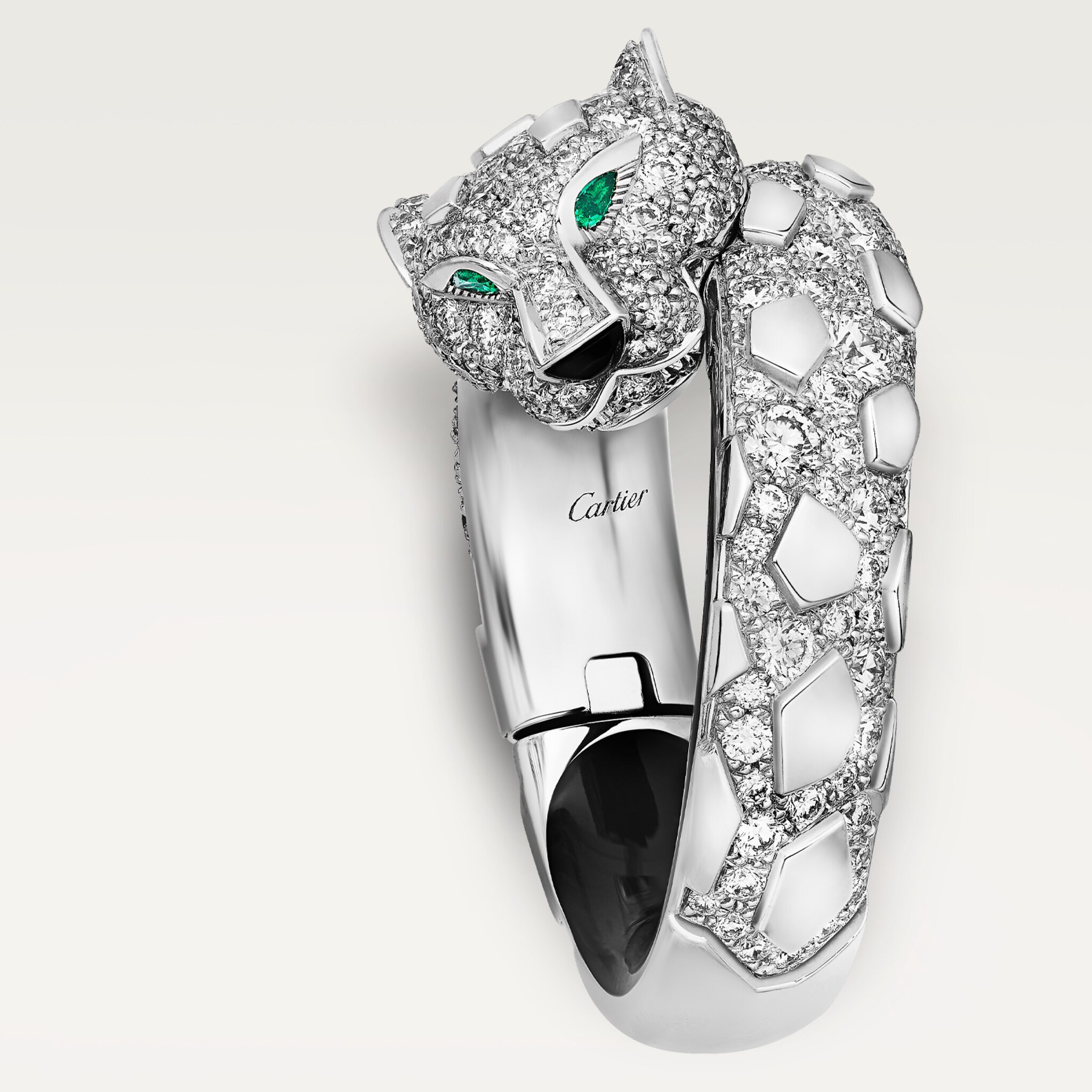 أقراط "پانتير دو كارتييه"