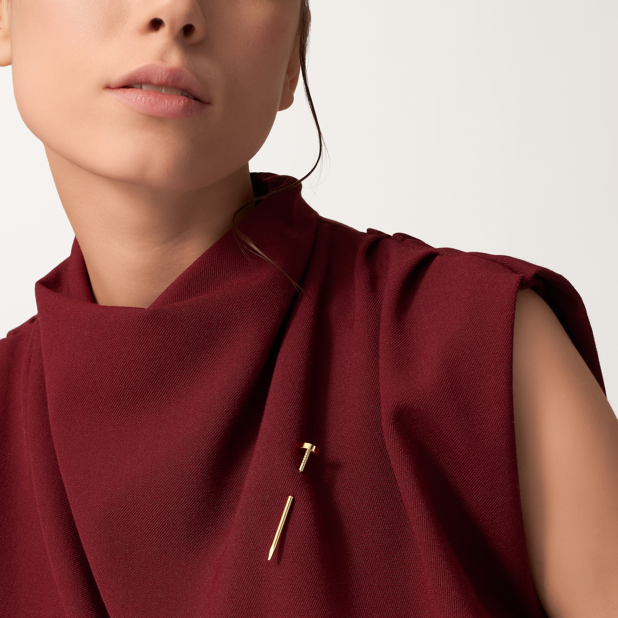 Juste un Clou kravat iğnesi