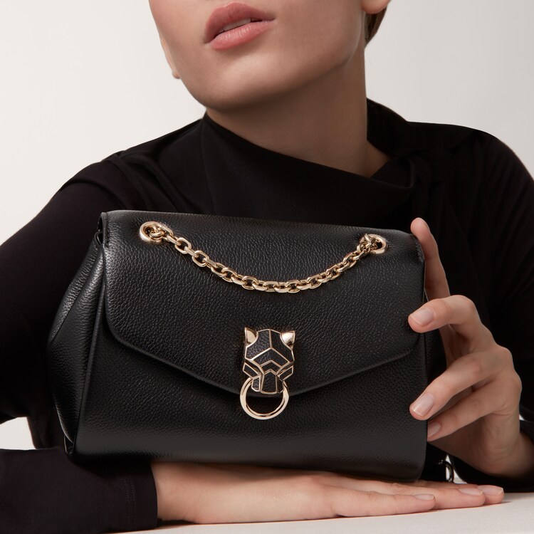 リッチ&シックに見せる【Cartier】Mini model chain bag Mini model chain bag, Panthère Graphique de Cartier