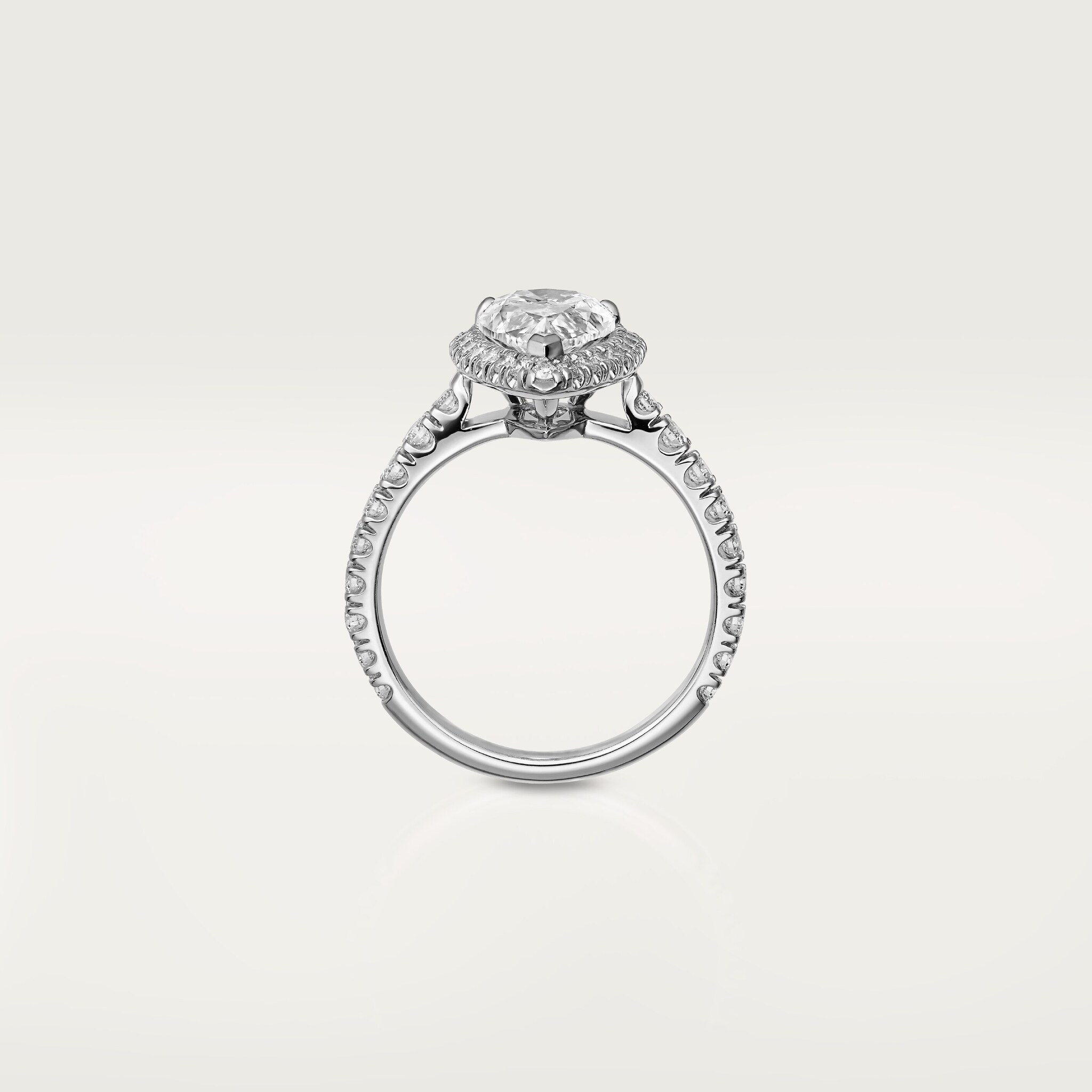 까르띠에 데스티네 솔리테어, 페어형 다이아몬드, 파베 세팅 