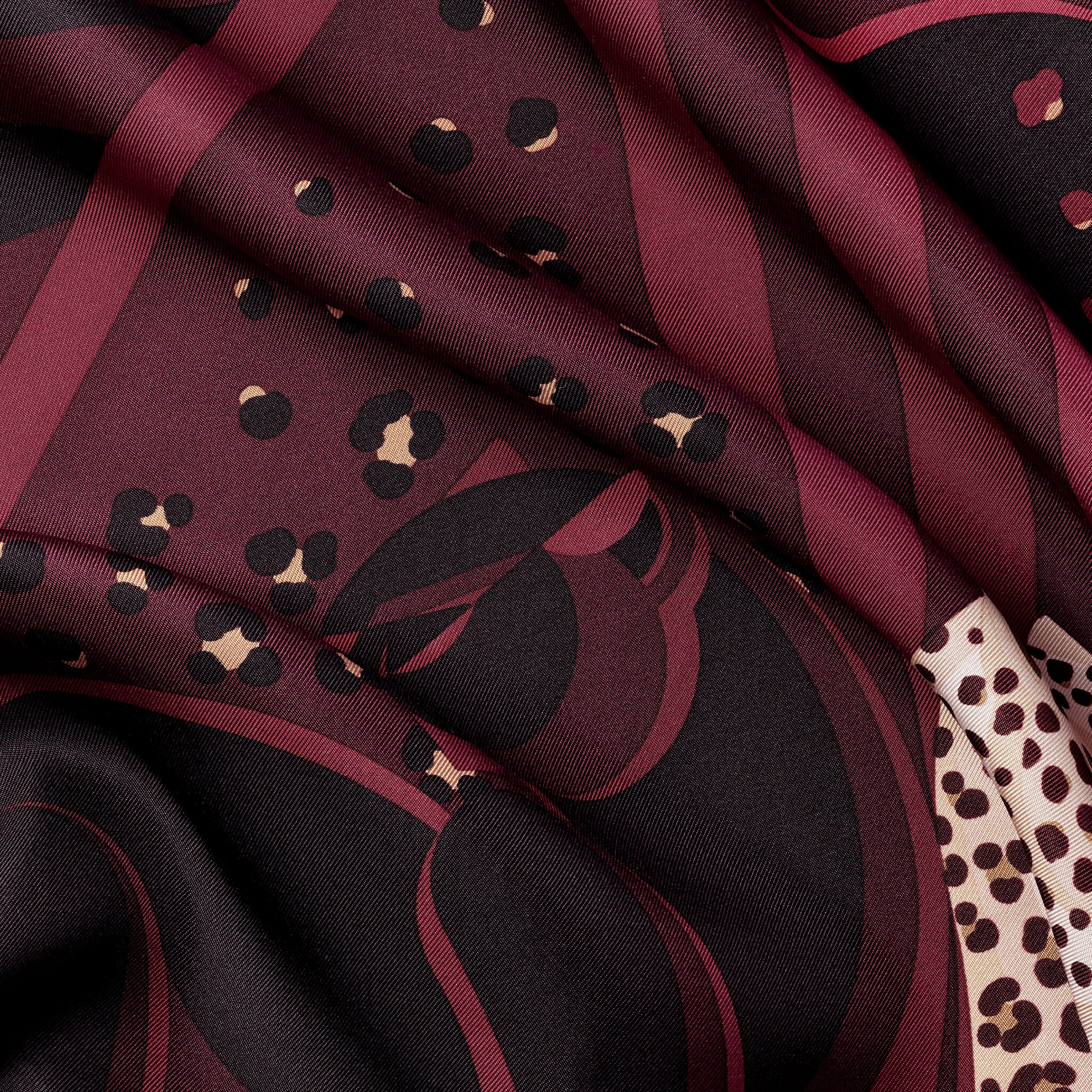 90 scarf, Panth&egrave;re Illusion