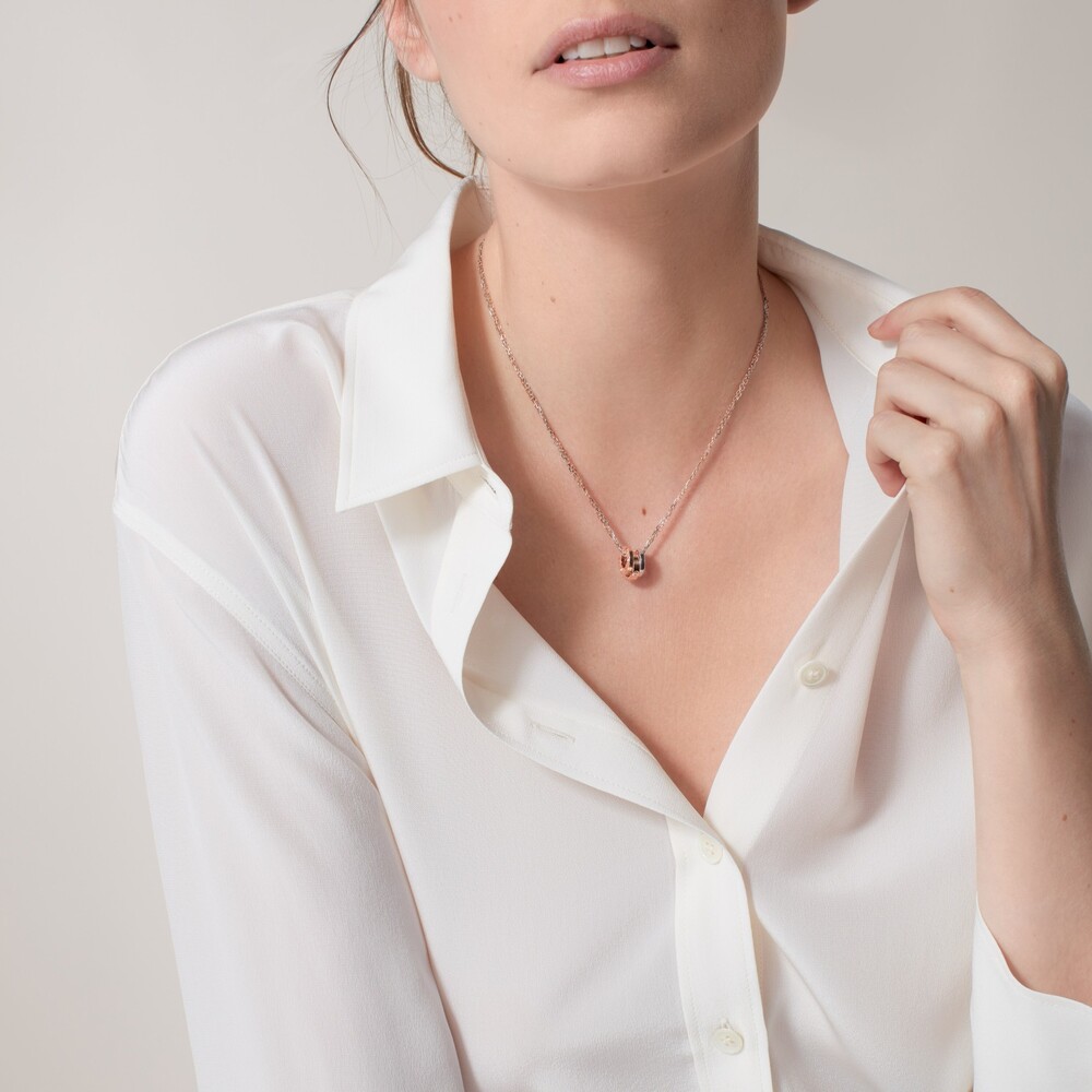 Колье LOVE, 6 бриллиантов