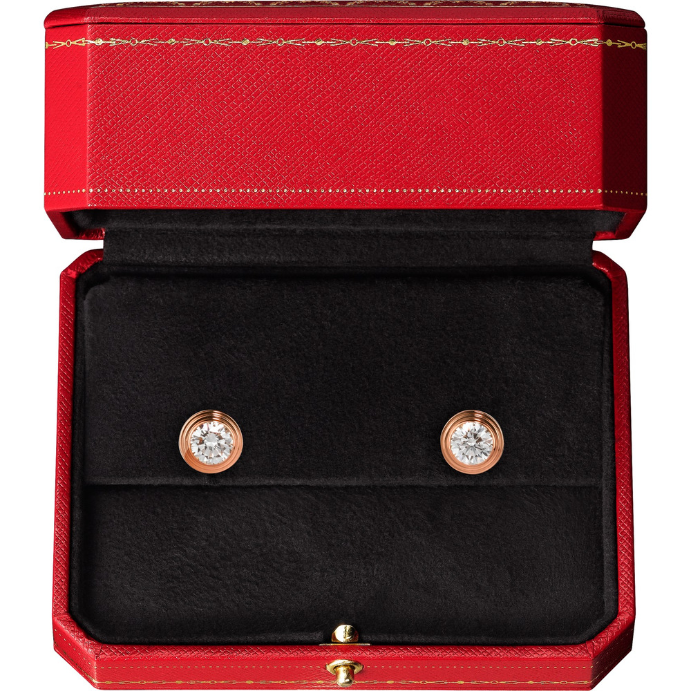 Серьги Cartier d'Amour, модель среднего размера