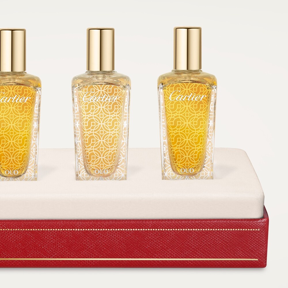 Подарочный набор Les Heures Voyageuses 6 x 15 мл: Oud Radieux, Oud & Musc, Oud & Pink, Oud & Ambre, Oud & Santal, Oud & Oud
