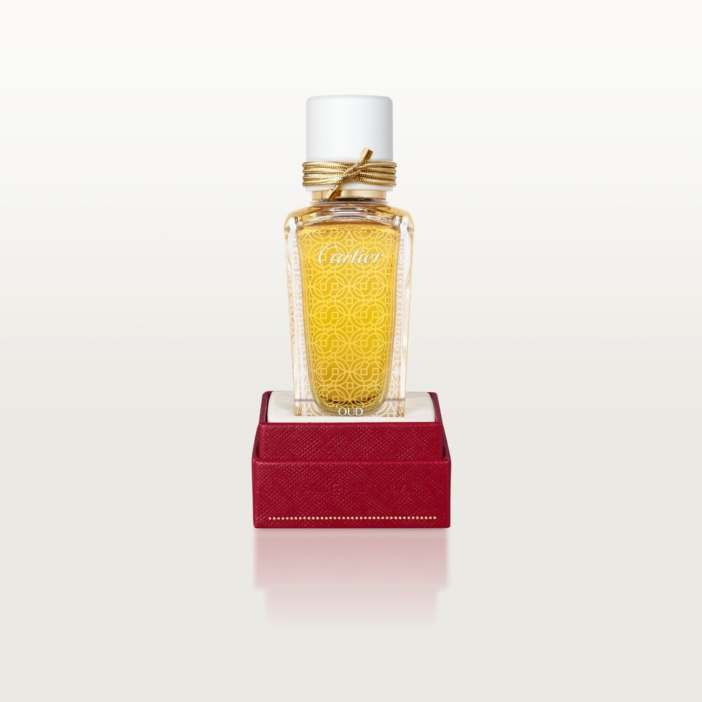 Аромат Les Heures Voyageuses Oud & Pink, ограниченная серия