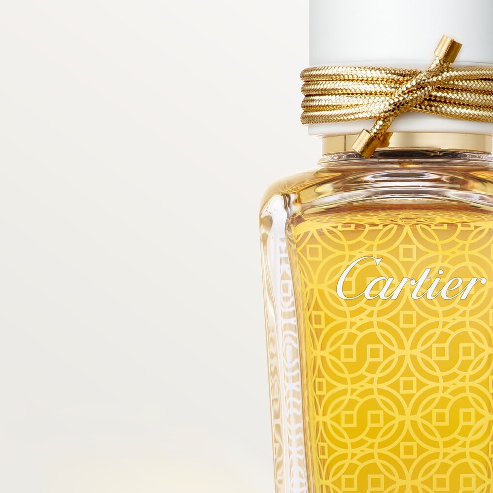 Аромат Les Heures Voyageuses Oud & Pink, ограниченная серия