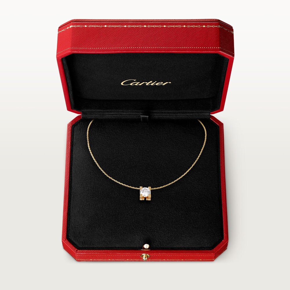 Колье C de Cartier