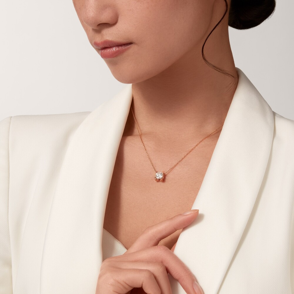 Колье C de Cartier