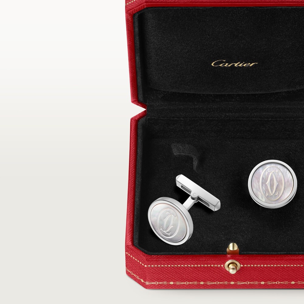 Запонки Double C de Cartier, mother-of-pearl