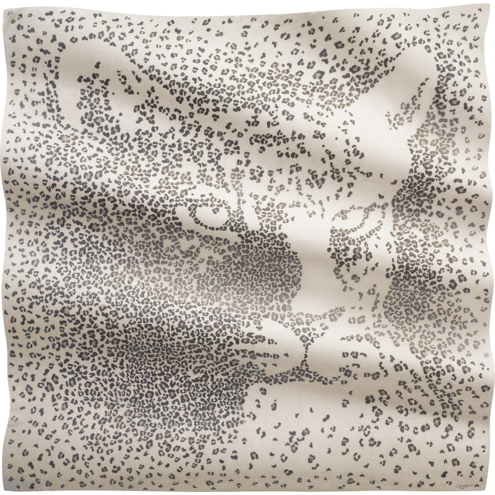 Шаль с мотивом «пятна пантеры»