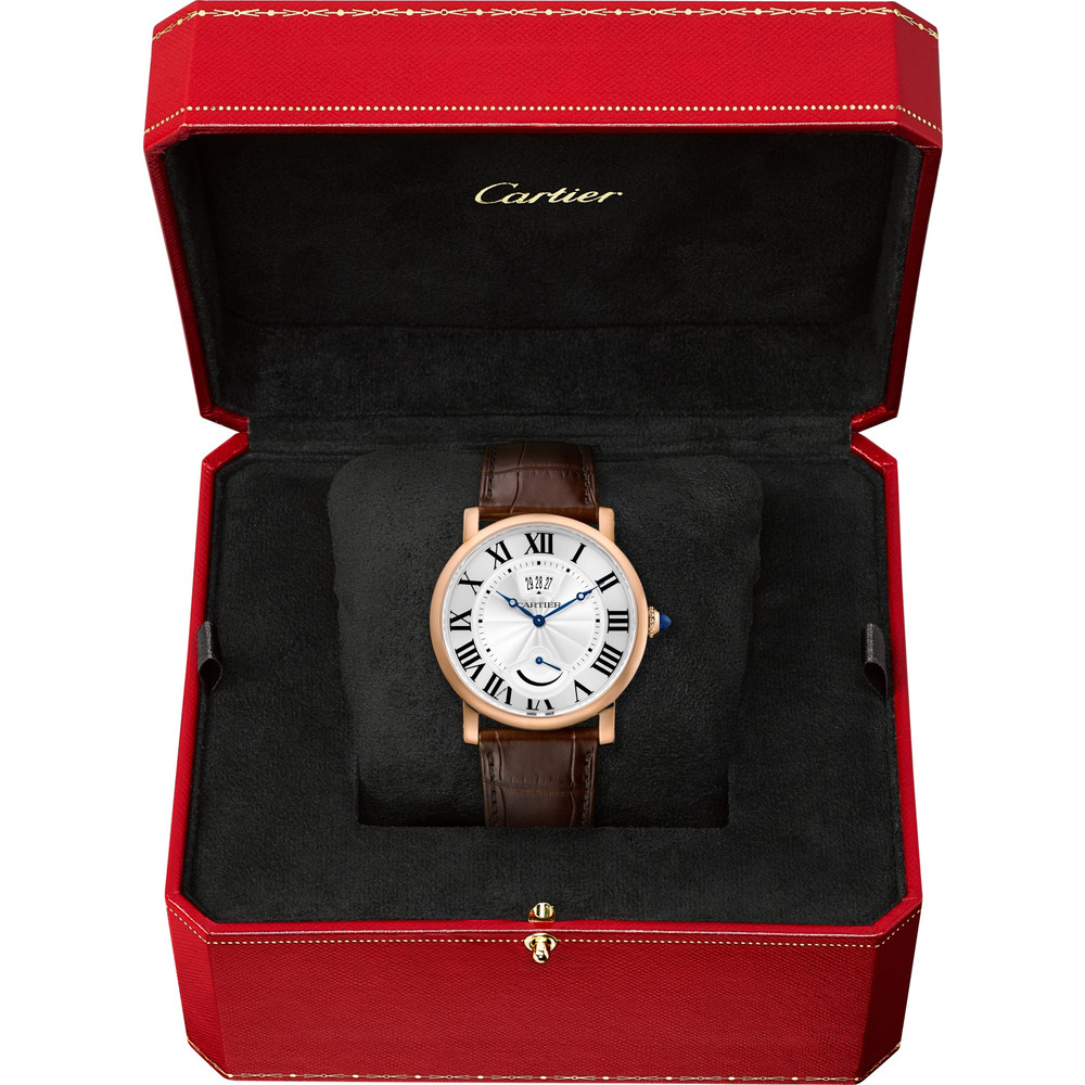 Часы Rotonde de Cartier, окошко даты, указатель запаса хода