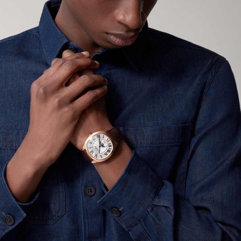 Часы Drive de Cartier, индикация фаз Луны