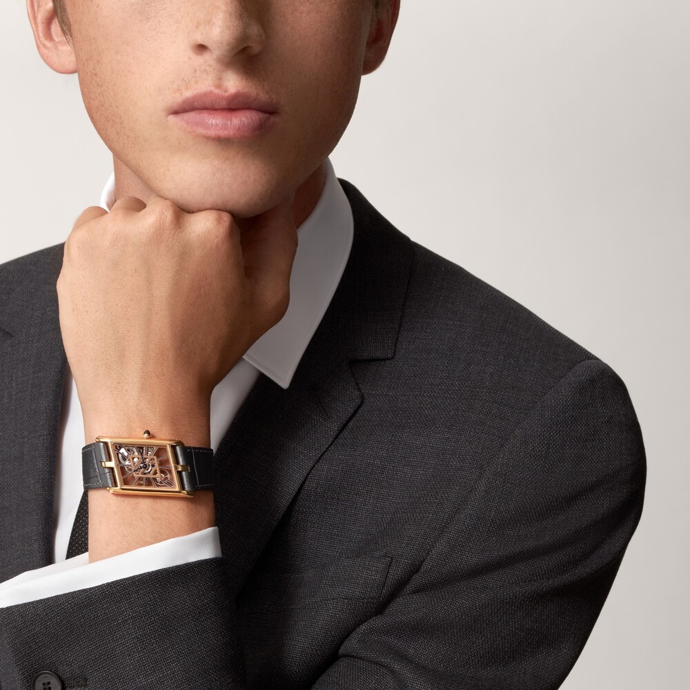 Часы Tank Asymétrique