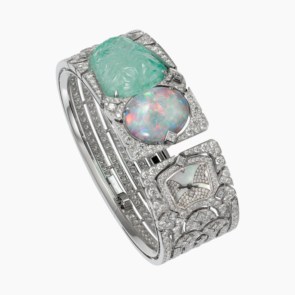 Часы категории Высокое ювелирное искусство