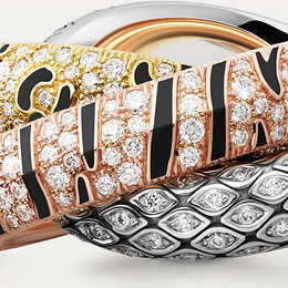 Trinity two-finger ring, lacquer, paved